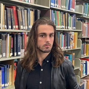 Meet your Posher, Harrison